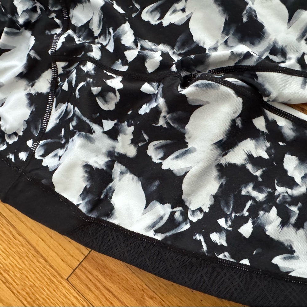 Zella Kids Black and White Floral Leggings - Picture 2 of 9